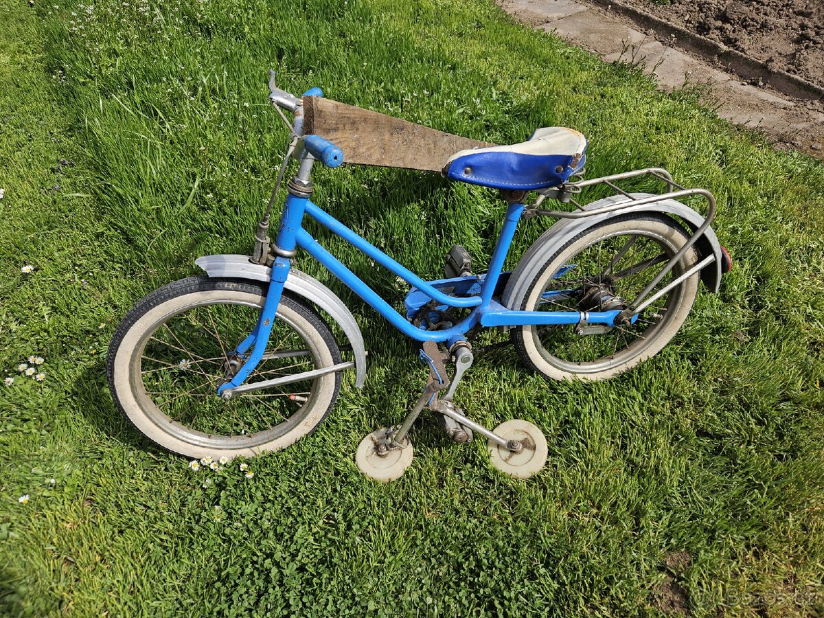 Dětské kolo s kolečky