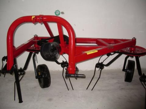 Prodám obracec píce dvoukaruselovy 2.7 m