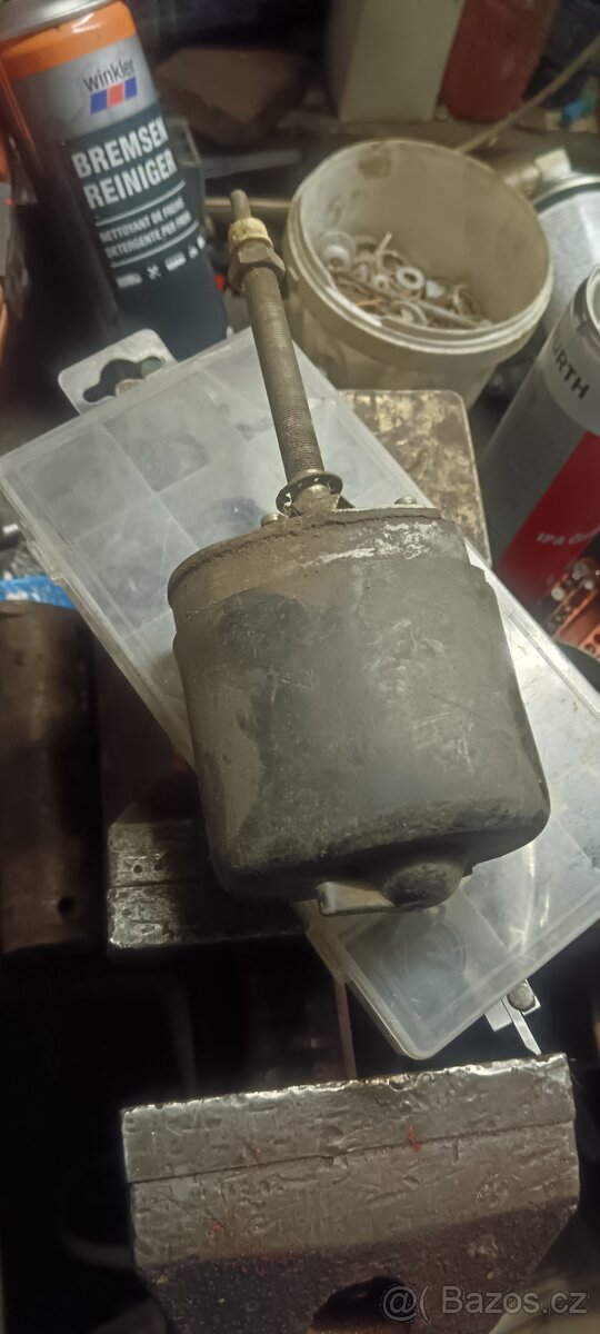 Motorek stěračů DDR 8742.21/502
