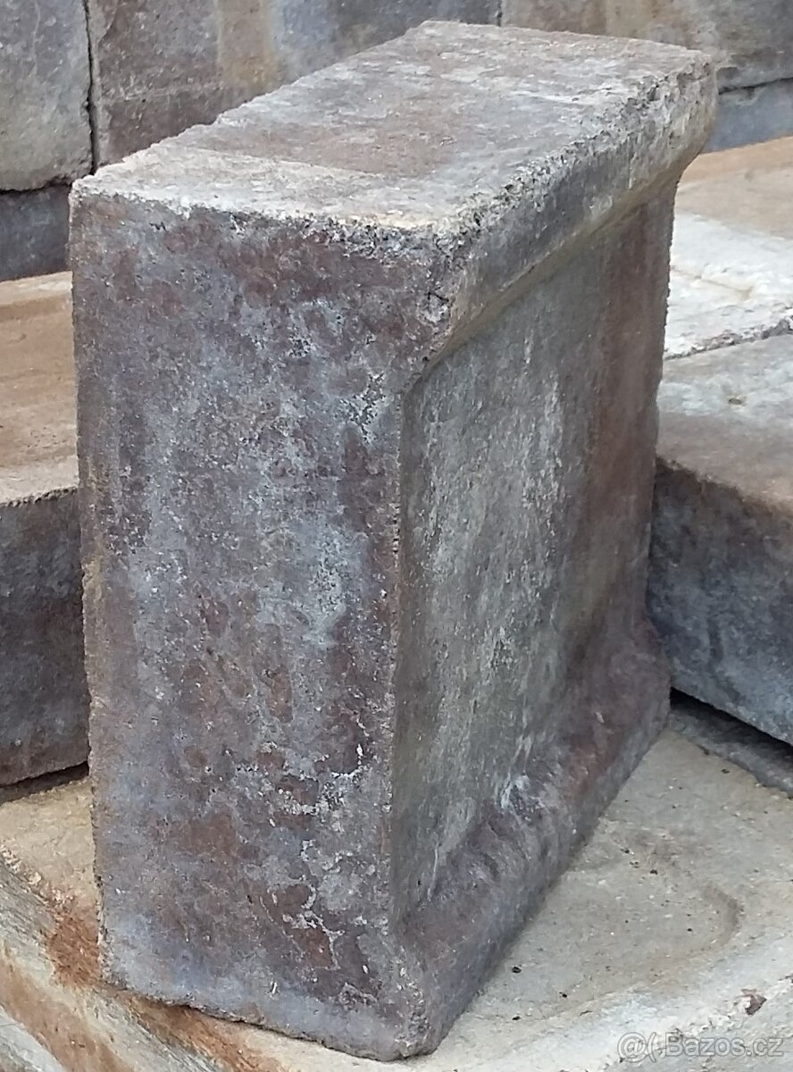 Magnezitové cihly 60 ks
