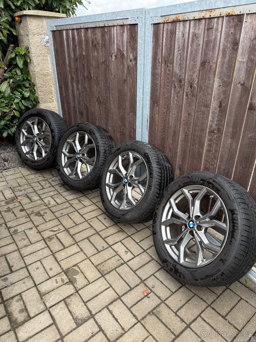 BMW originální ALU kola R19 s pneumatikami Bridgestone ALENZ