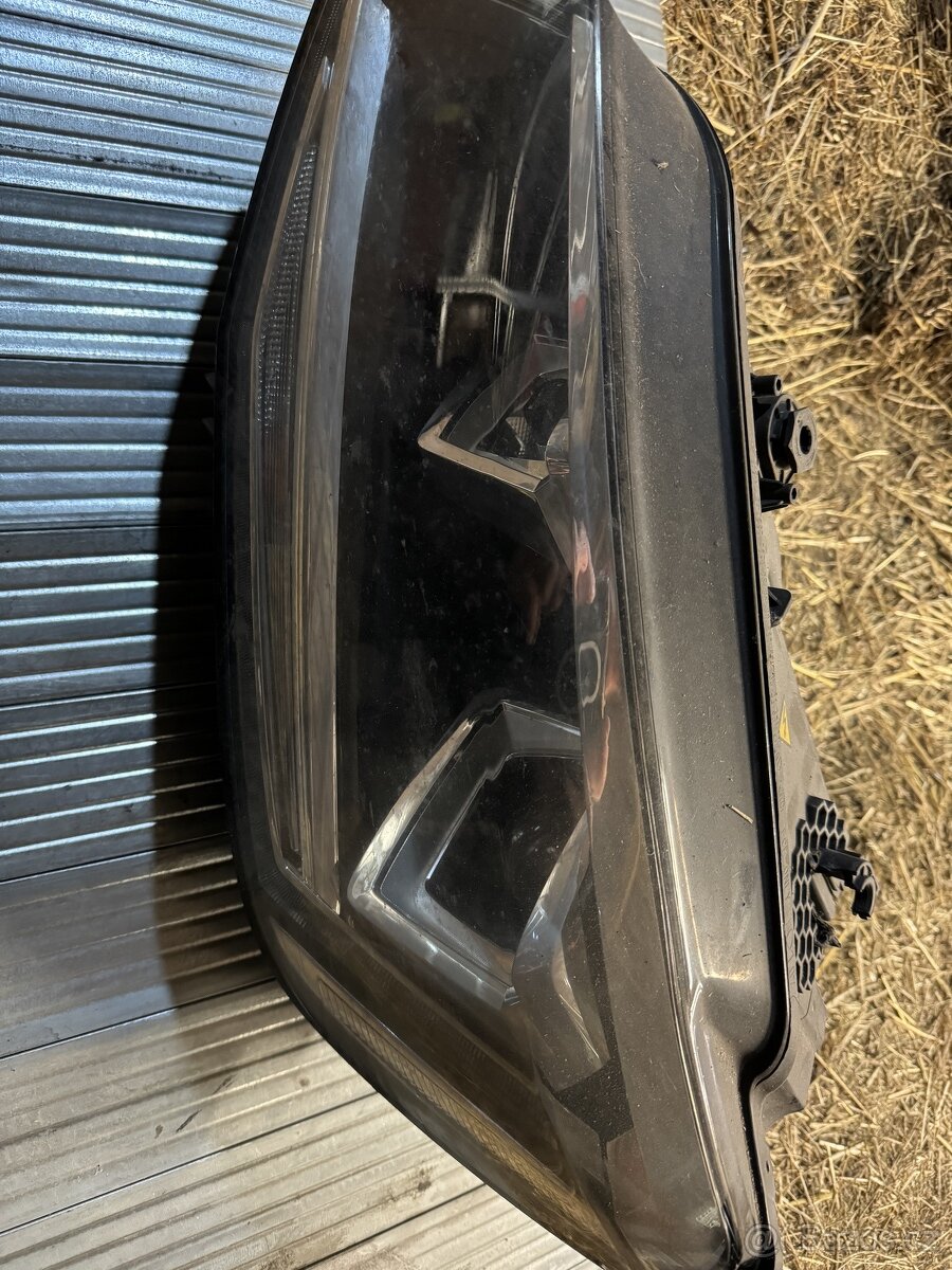 přední xenon světle caddy
