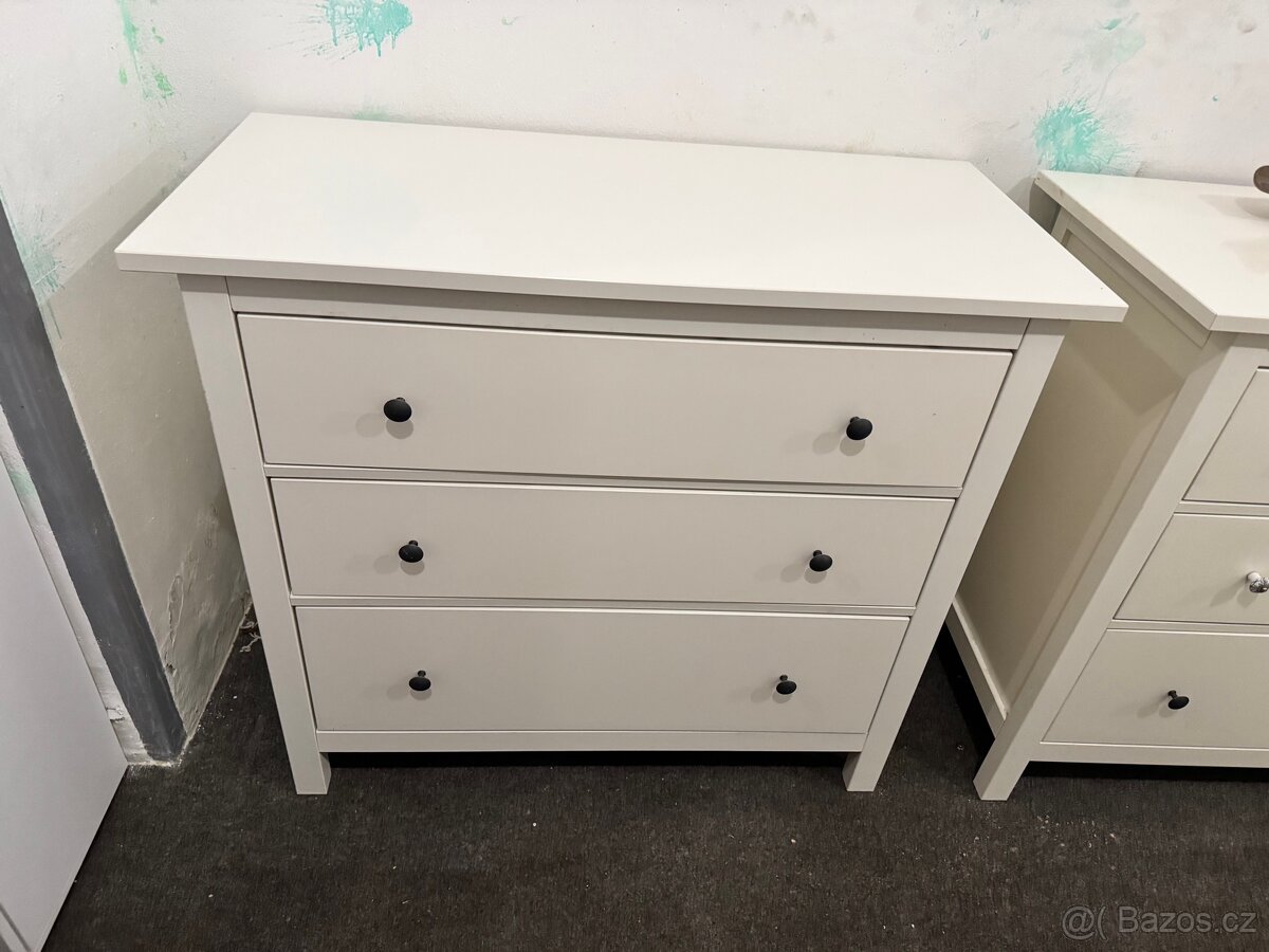Krásná bílá 3-šuplíková komoda IKEA HEMNES č.2