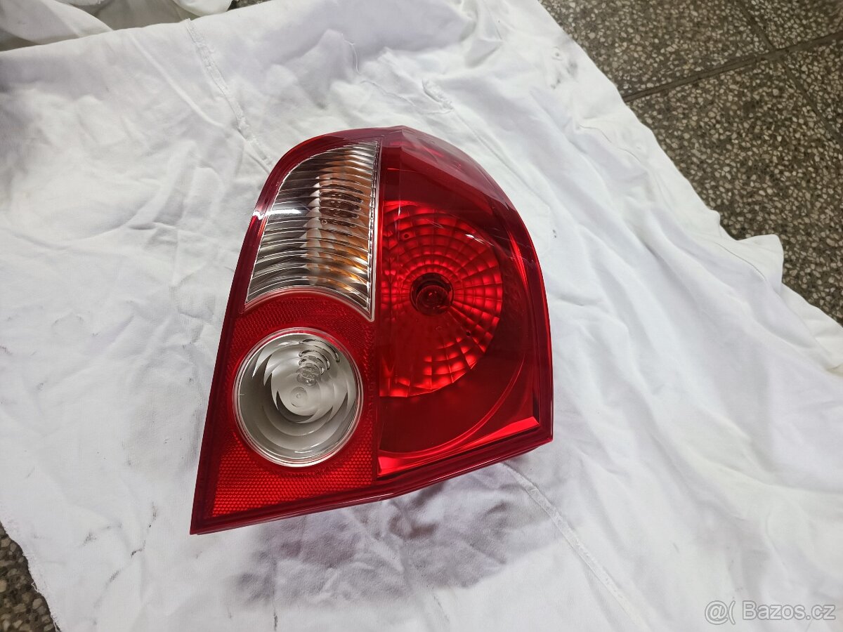 zadní světlo hyundai getz