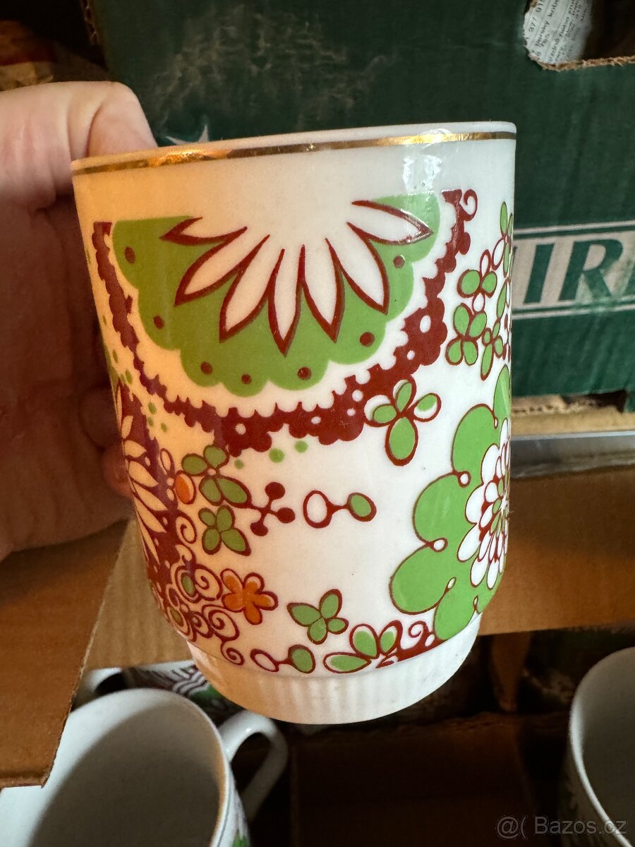 Čínské porcelánové hrníčky