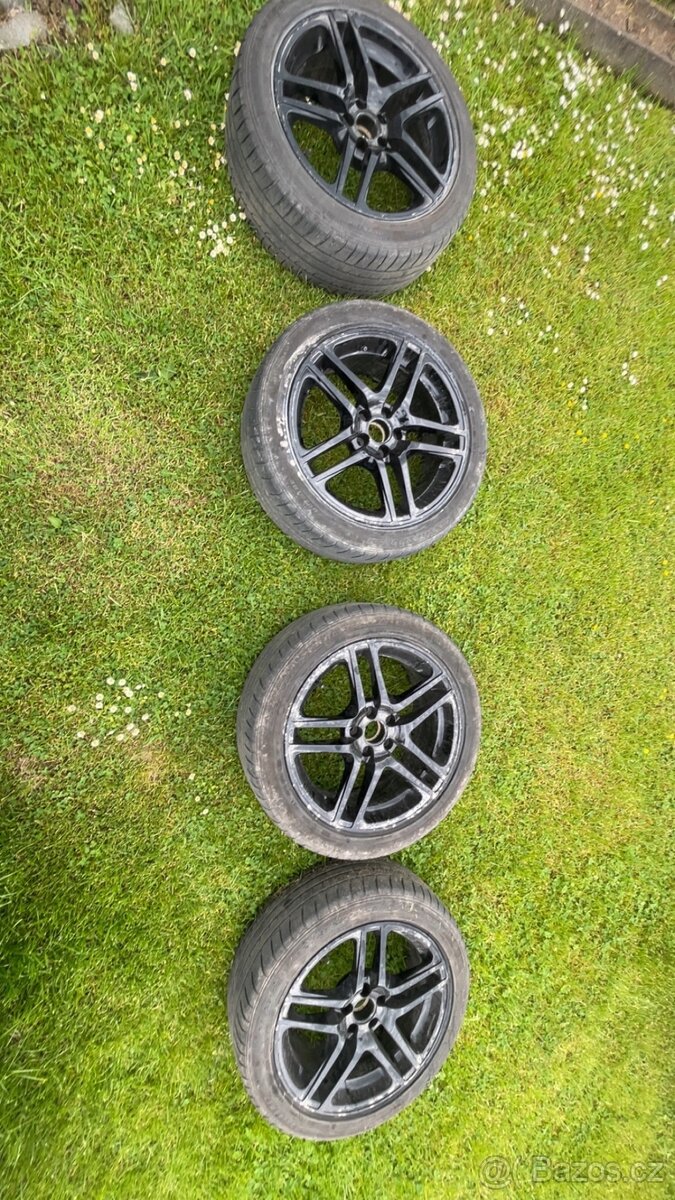 Kola 225/45 r17 5x100 et35