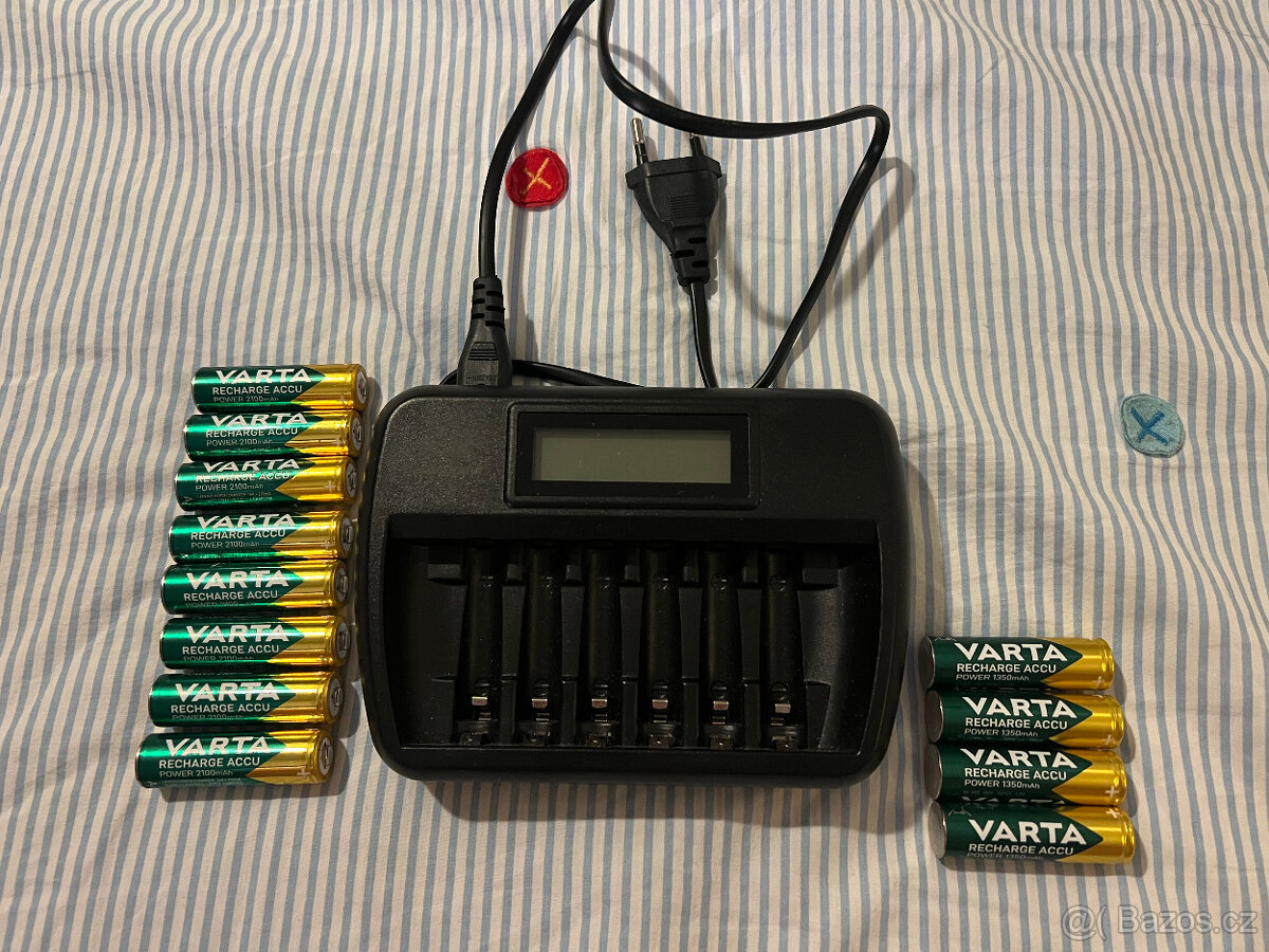 Nabíječka baterií AA/AAAna 6ks, displej+12xbaterie