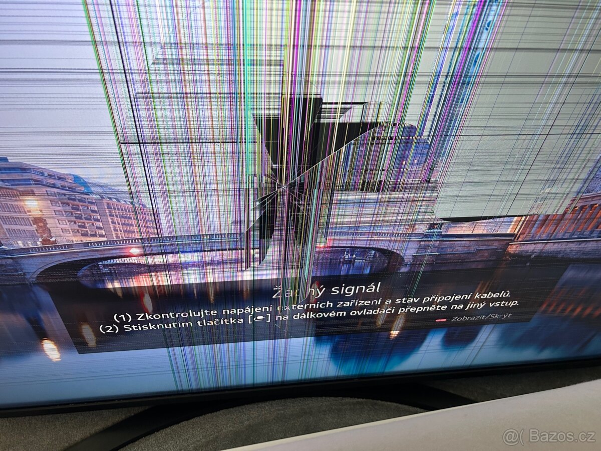 Televize LG s rozbitou obrazovkou