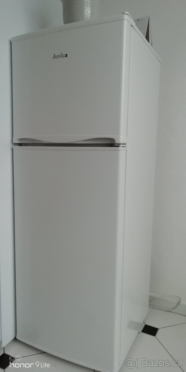 menší Ledničku Amica FD206.3 prodám