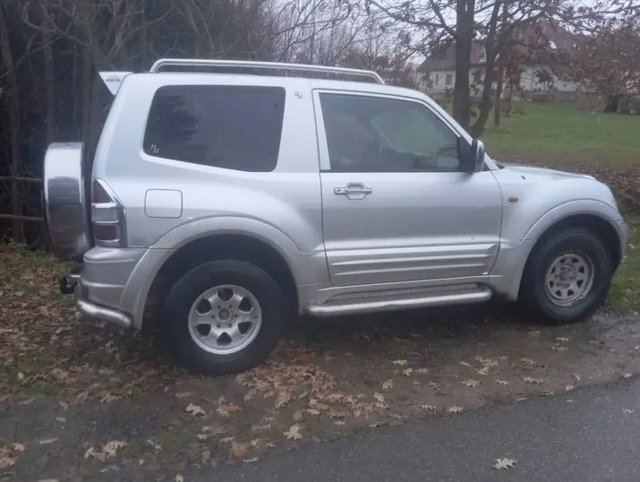 Mitsubishi Pajero 3.2 121kw manual