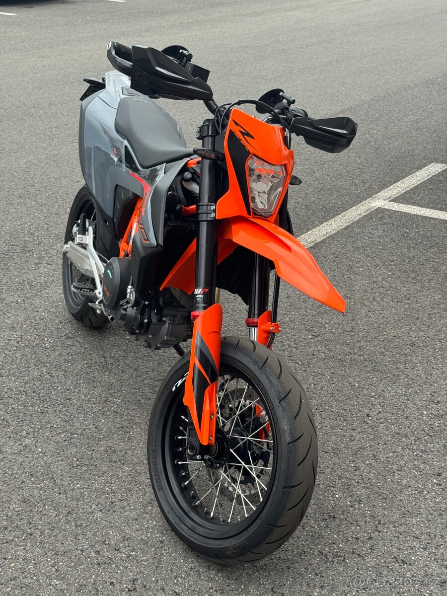 KTM 690 SMC R, 2023, 1916 km