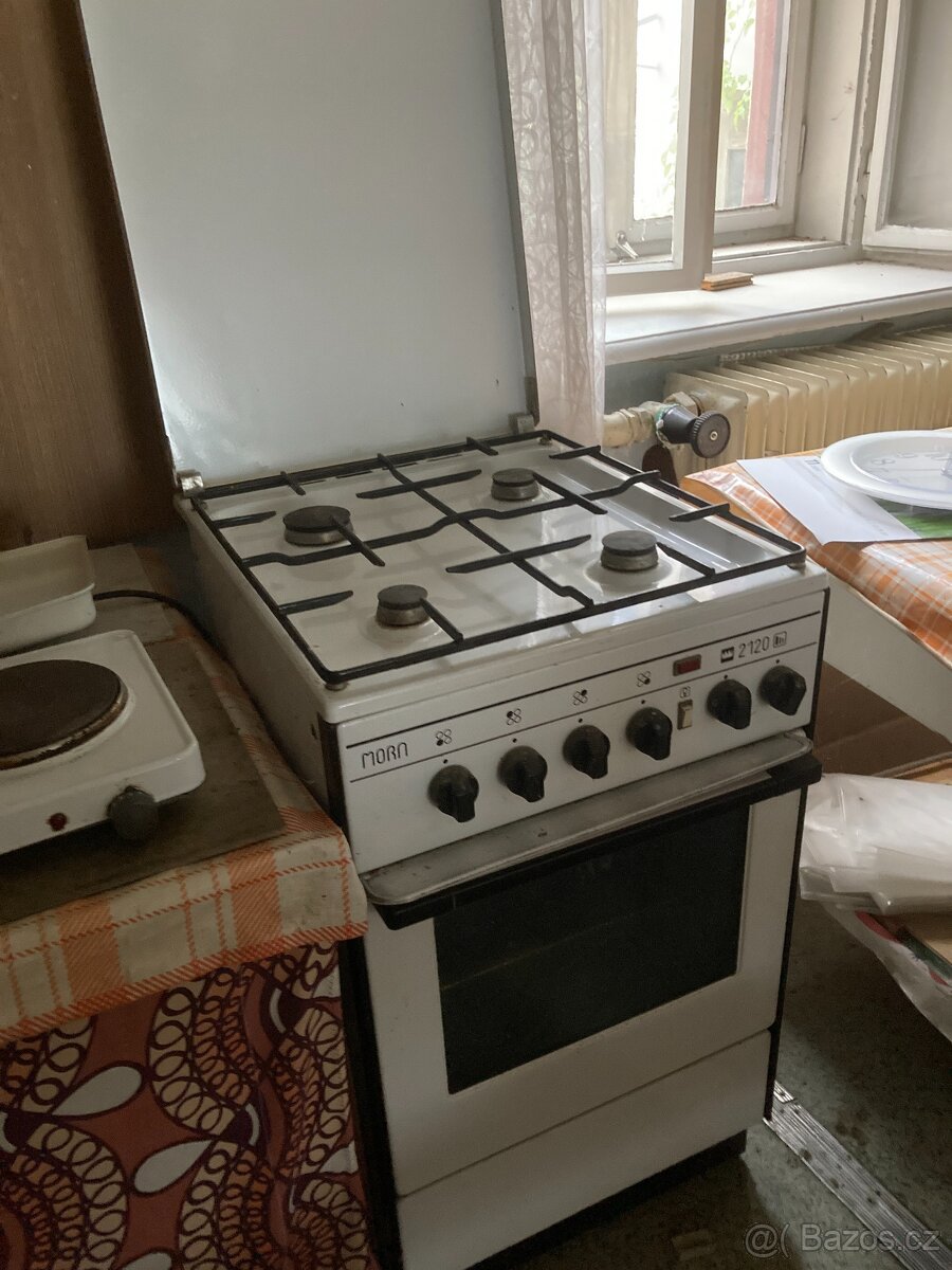 Sporák Mora 2120