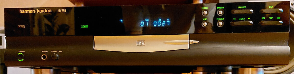 CD Harman Kardon HD 750
