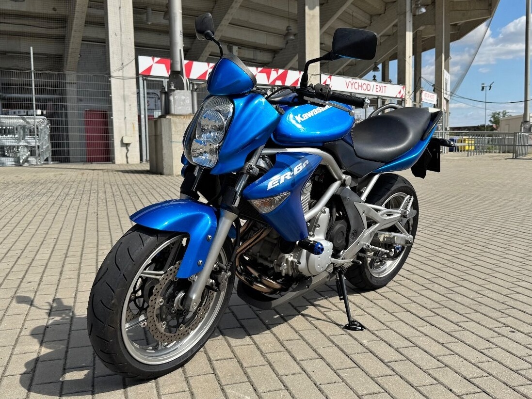 Kawasaki ER-6N 53kW 10/2008, 20TKM, Nové pneu, STK 2029