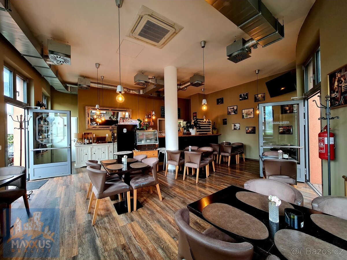 Pronájem restaurace / kavárny (82 m2), Praha 8 - Kobylisy, Č