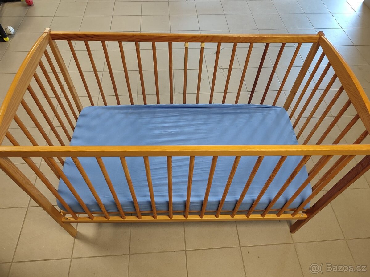 Detska postylka s matraci