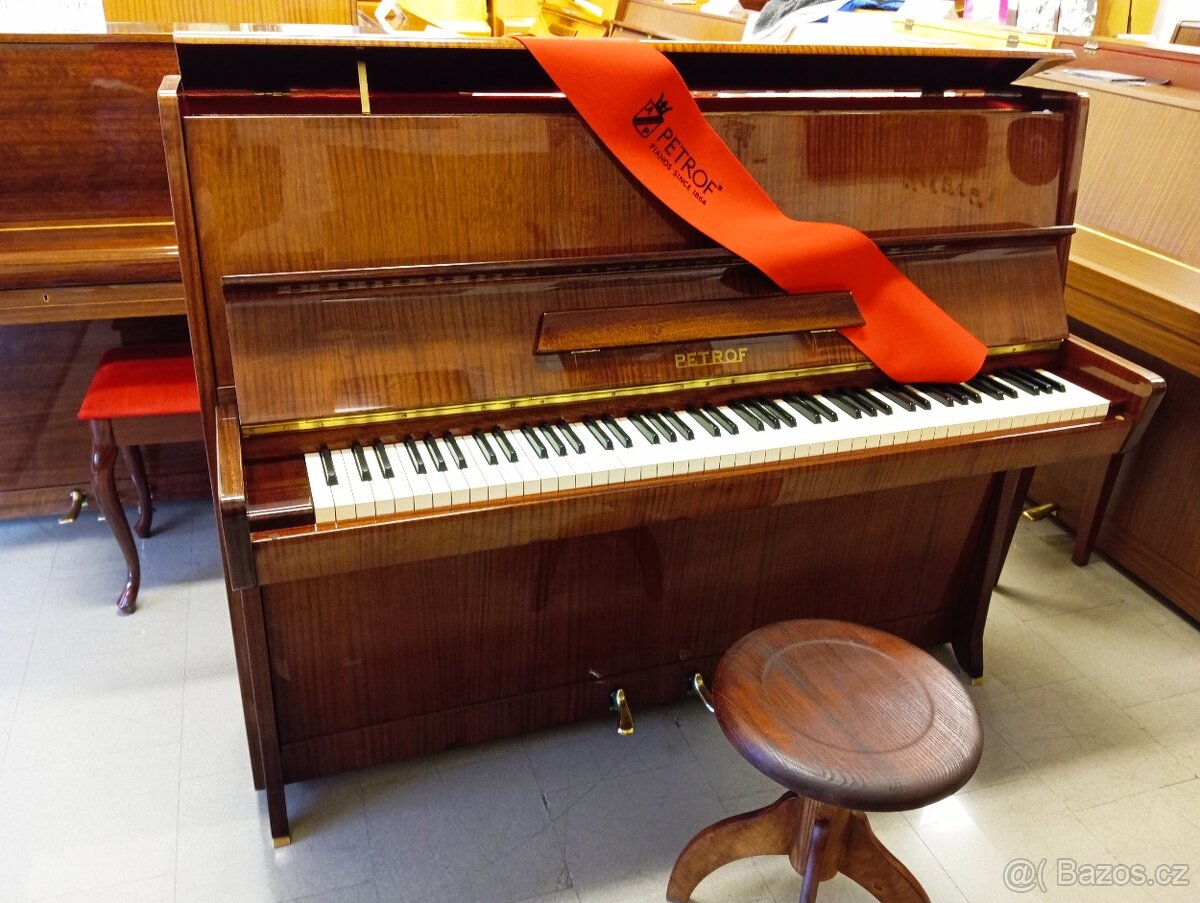 Petrof k 114-Dovoz po ČR zdarma 24/7