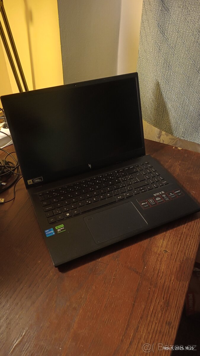 Herní notebook Acer Nitro V 15 Black