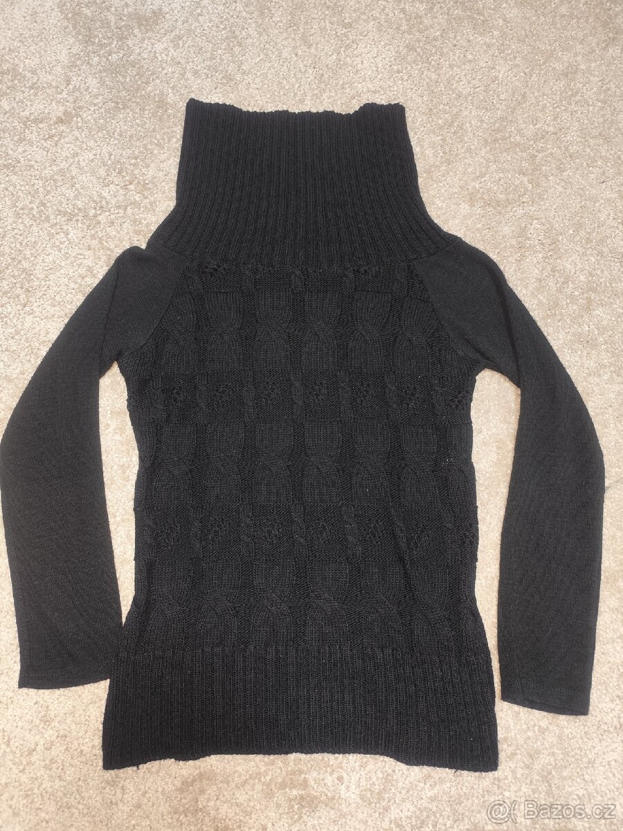 Dámský svetřík s rolákem S