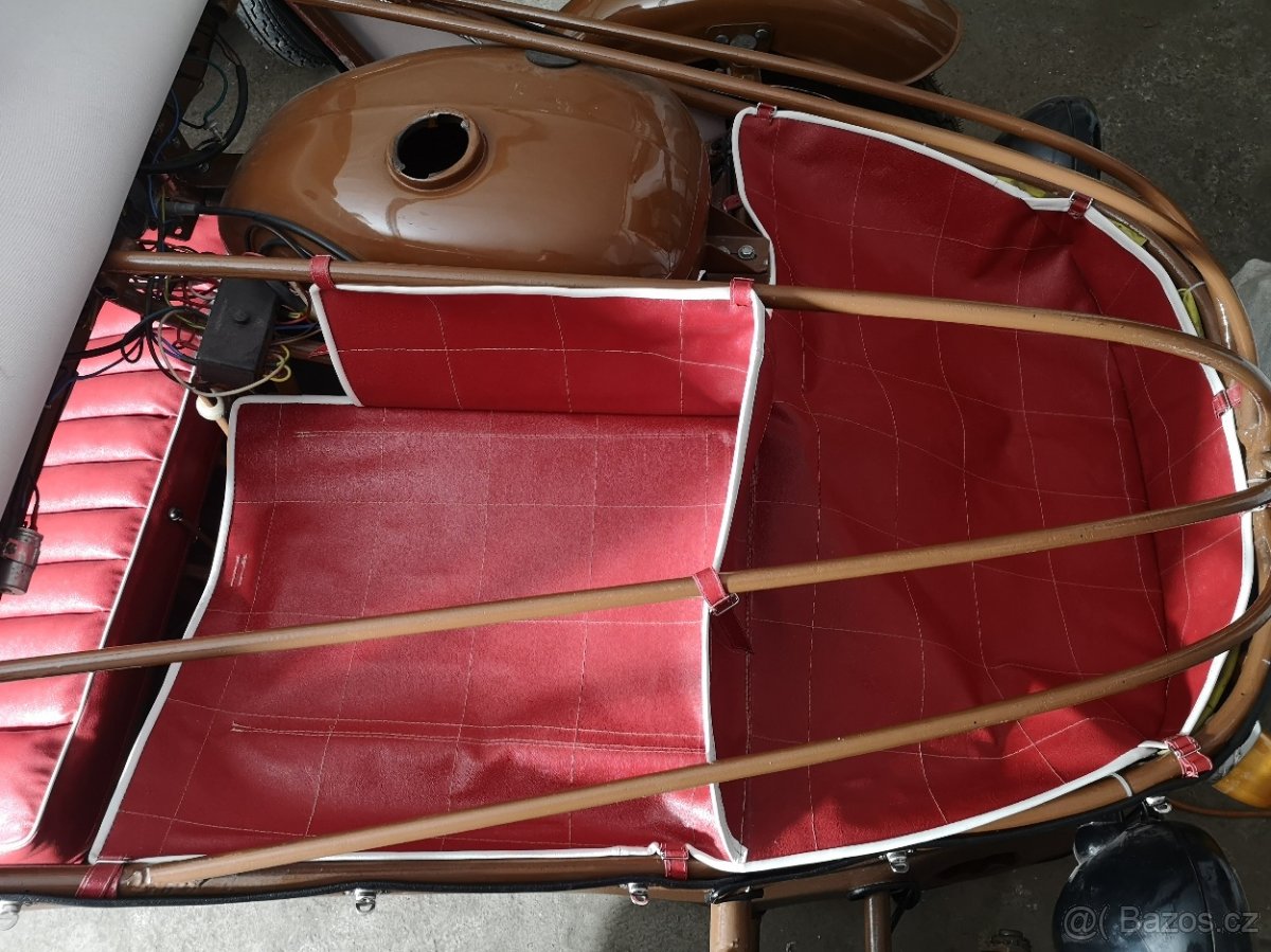 Velorex trikolovy 250,350