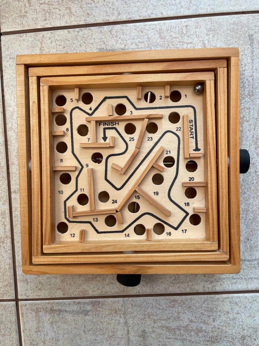 Balanční dřevěná hračka nejen pro děti