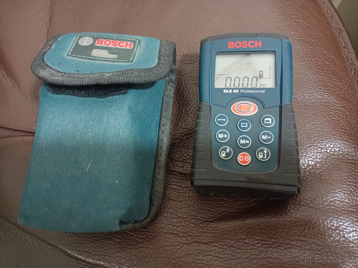 Laserový dálkoměr Bosch DLE 40 Professional, pouzdro