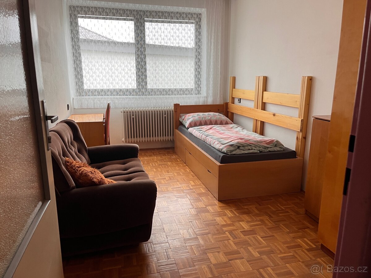 Pokoj ve sdíleném bytě