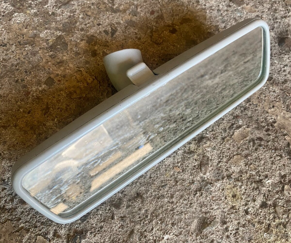 Zpětné zrcátko Seat 2004