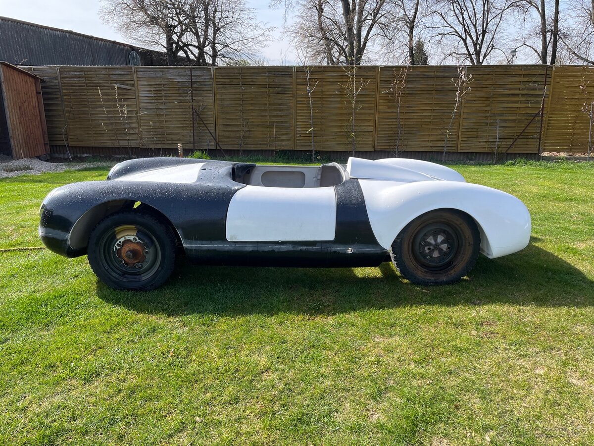 550 Spyder Porsche replika