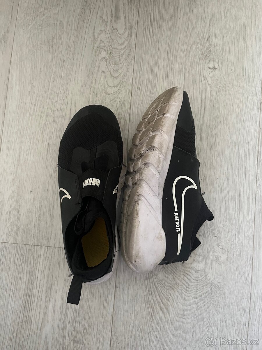 Nike boty