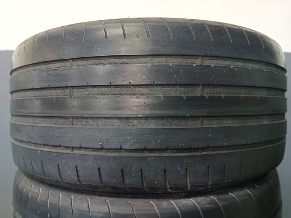 235/35 R19 GOODYEAR (0919)