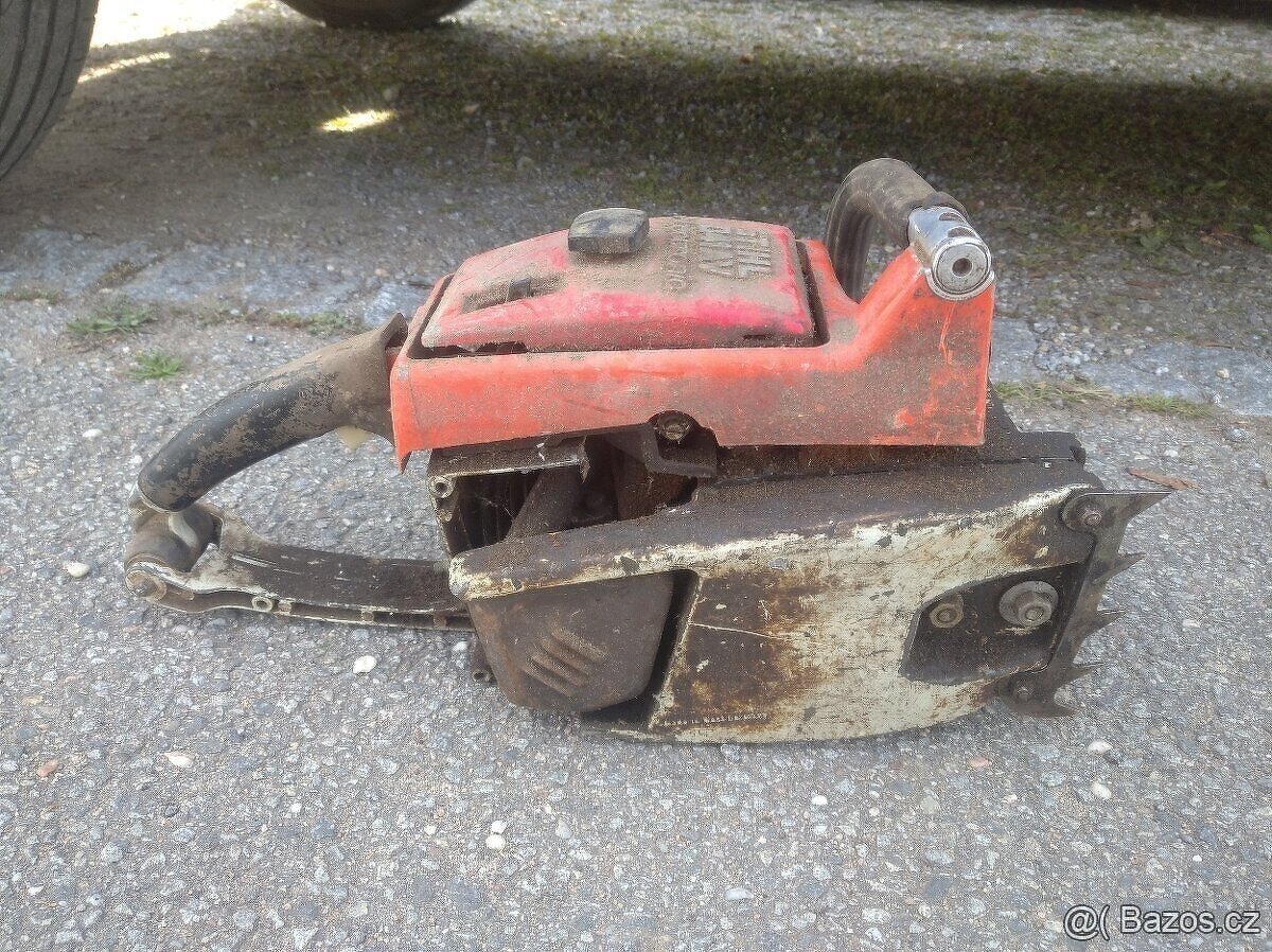 Historická pila Stihl 041