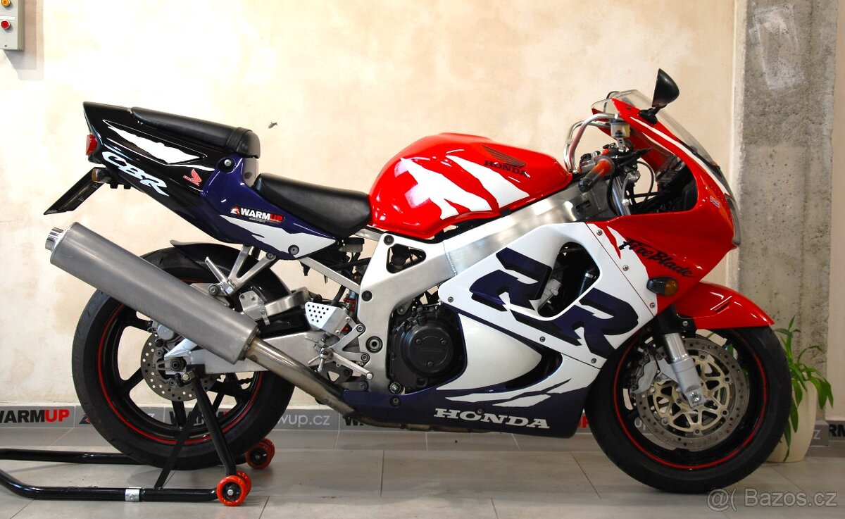 Honda CBR 900 RR Fireblade - krásný stav