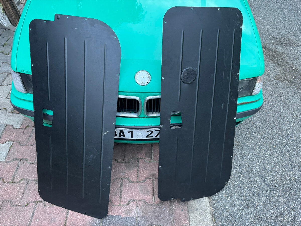 BMW E36 Compact tapce