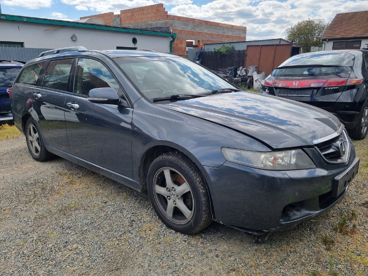 Honda Accord kombi 2.2 103kw