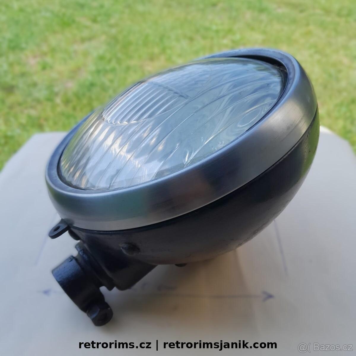 Rámeček světla Bosch 230mm - Praga, Tatra, Škoda