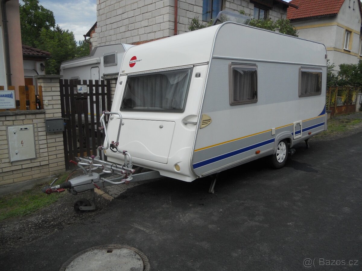 Karavan k pronájmu