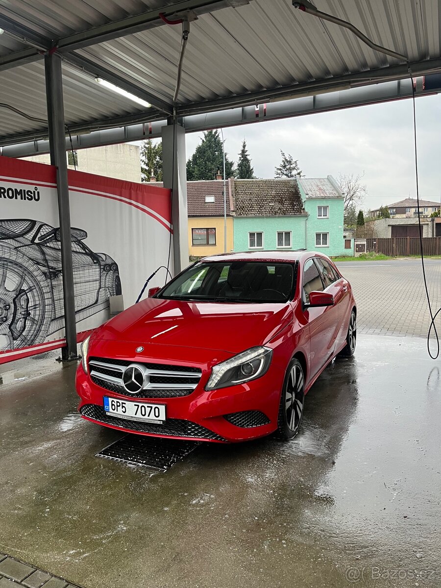 Mercedes benz A180 Amg paket 1,6 turbo, benzin