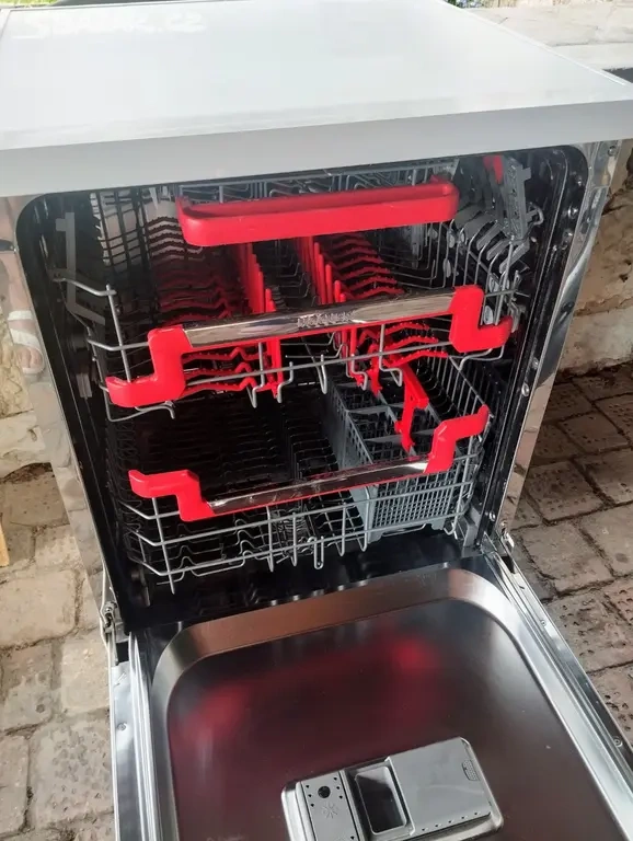 Myčka nádobí Hoover Axi