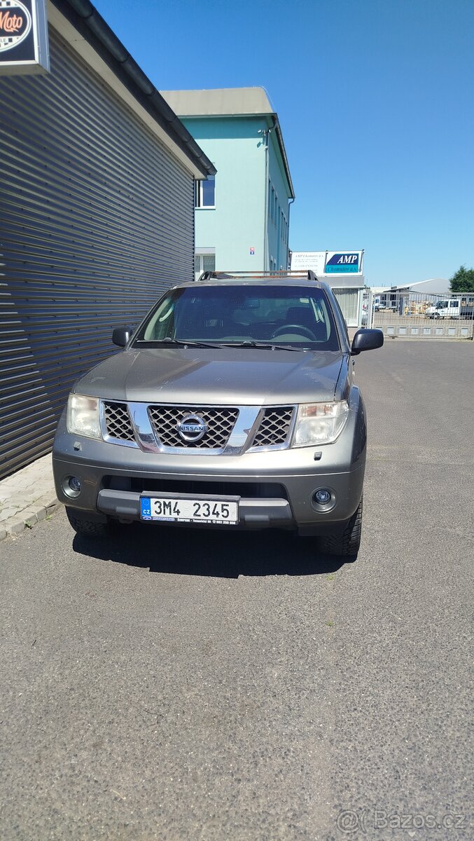 nissan pathfinder