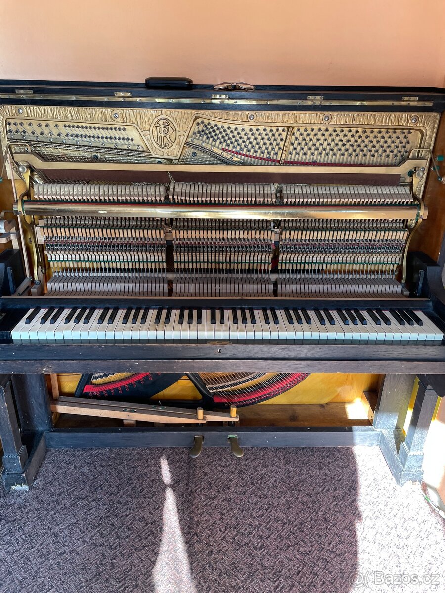 Prodám pianino REPIA