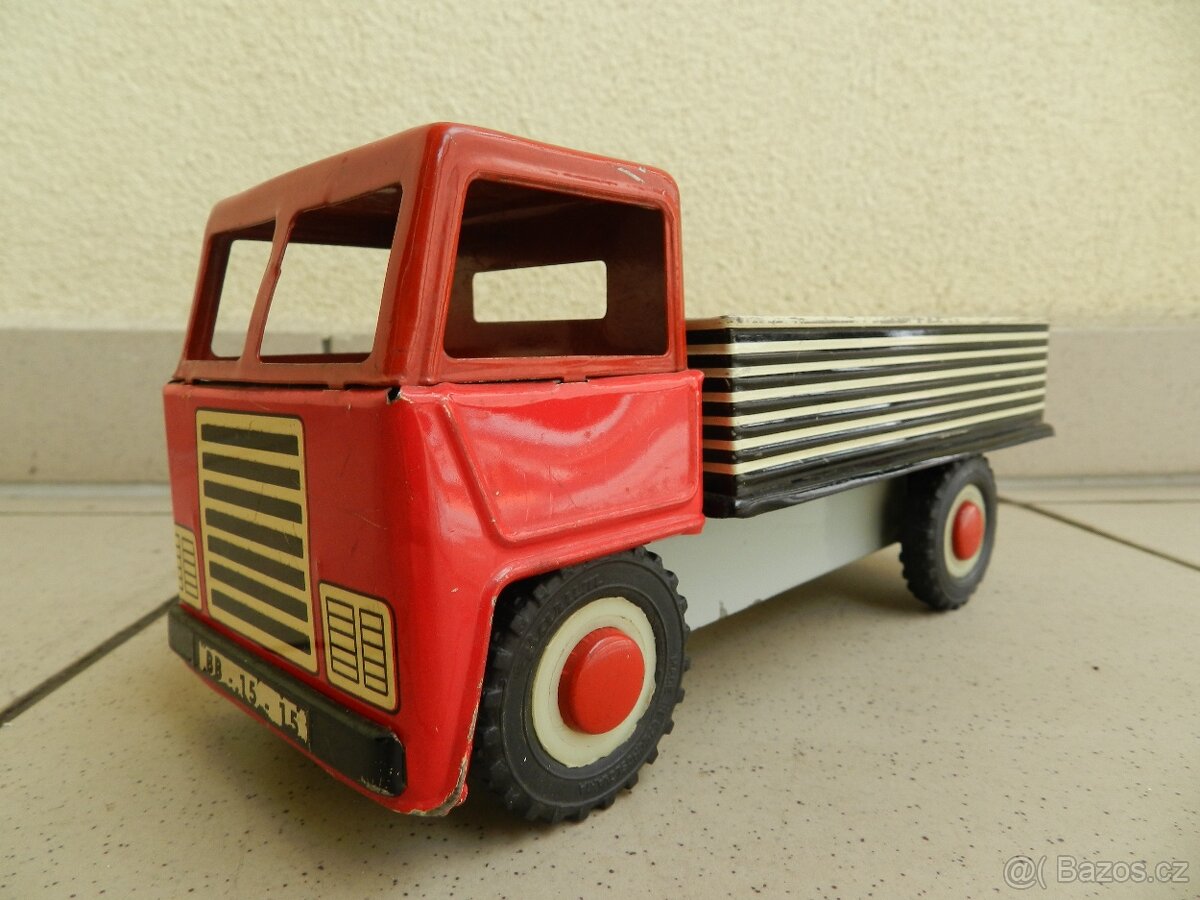 NÁKLADNÍ AUTO - VALNÍK - OMNIA 70 léta - ČSSR