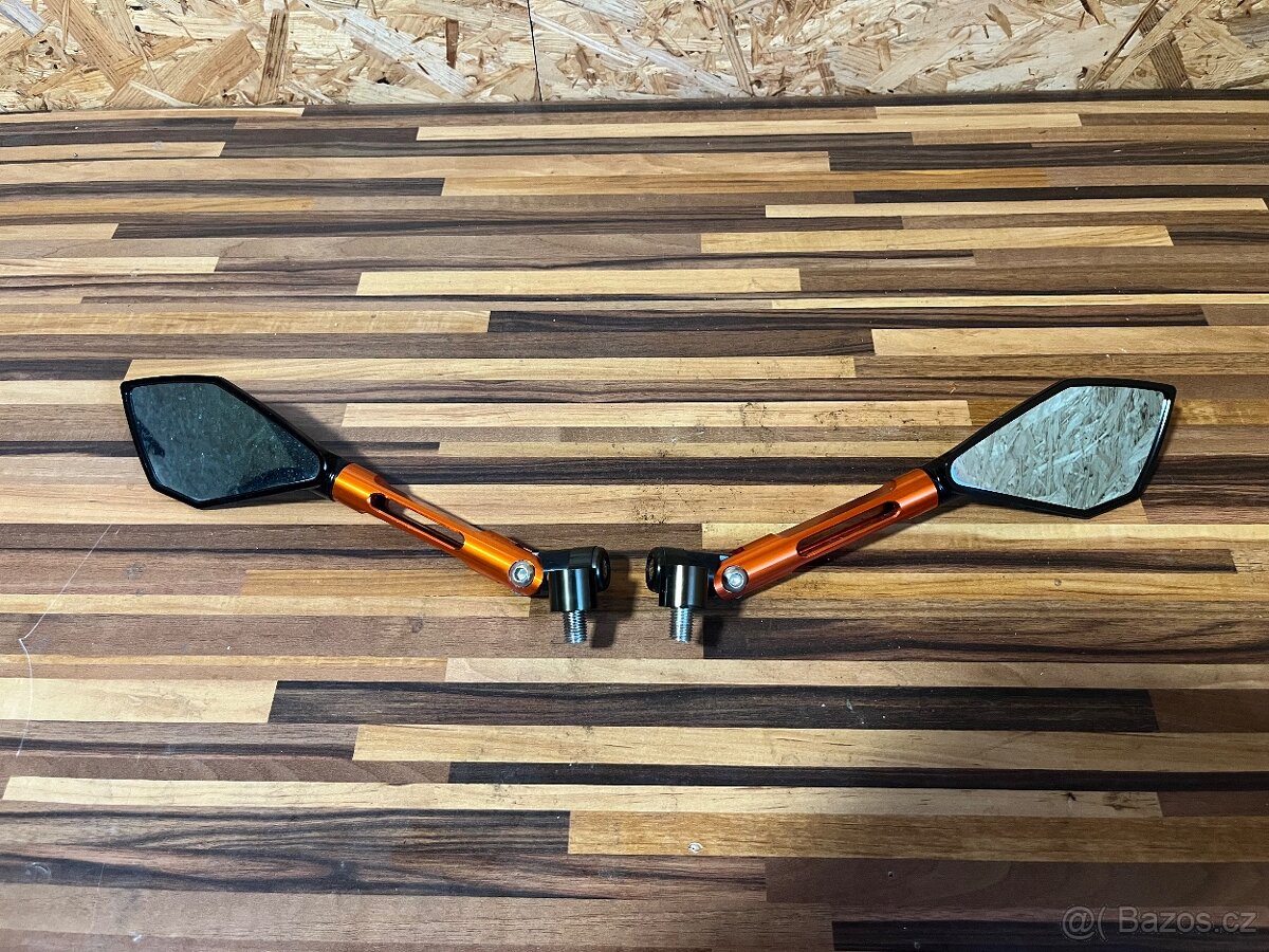 CNC zrcátka na motorku
