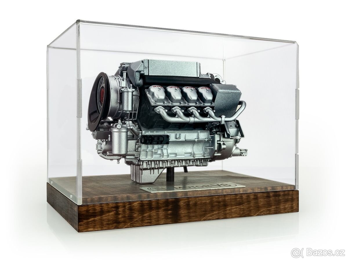 MODEL MOTOR TATRA V8 1:10