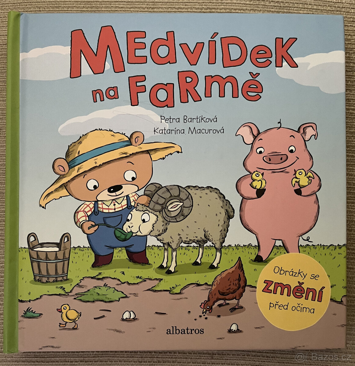 Kniha s pohyblivými prvky