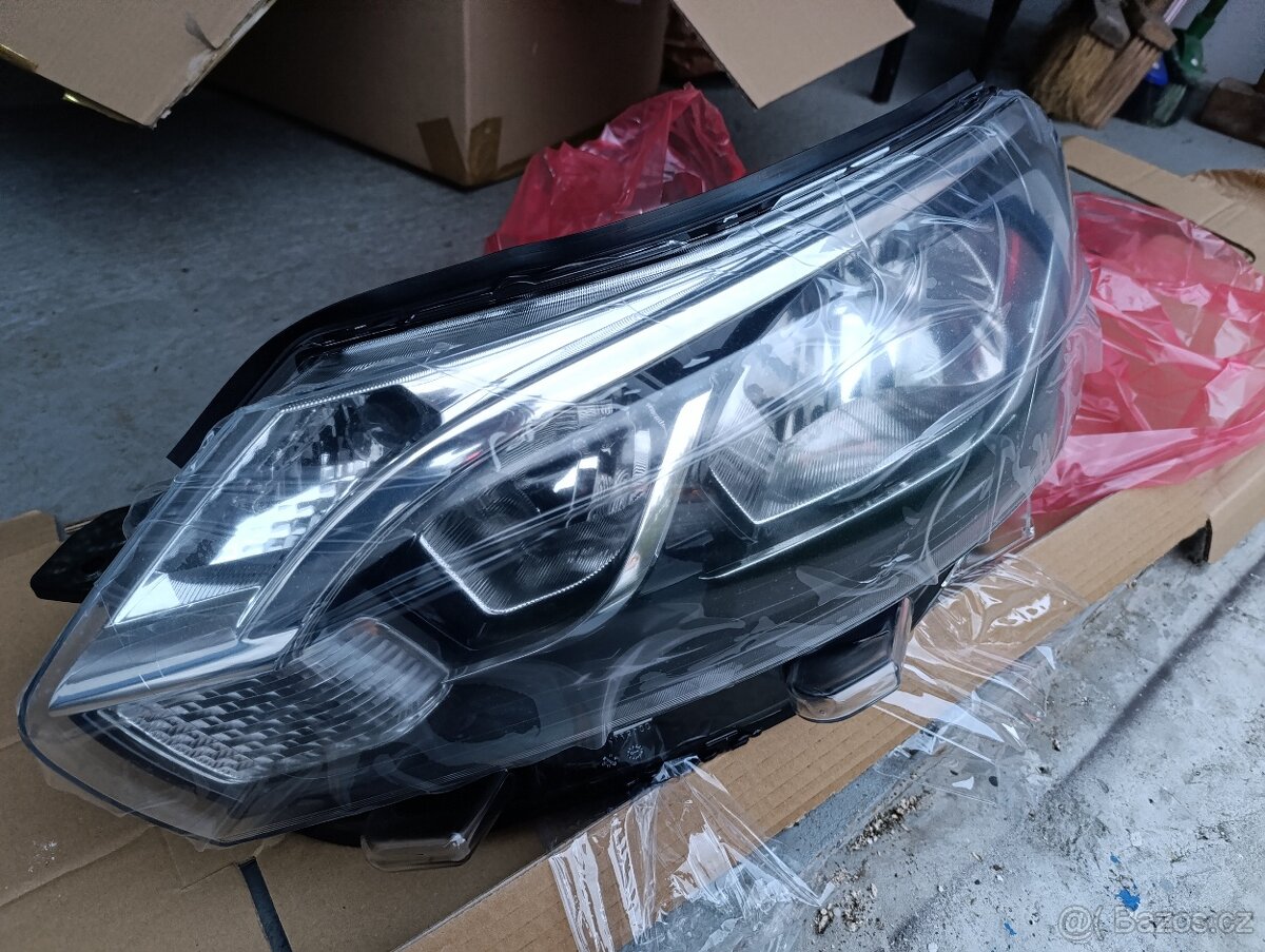 Světlo Toyota Proace a Proace Verso