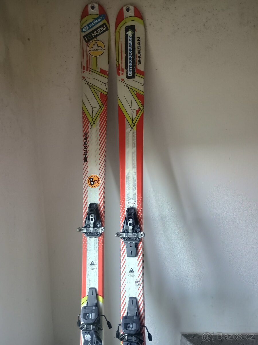 Skialpový set K2 Shuksan, vázko Dynafit Vertical ST, pásy