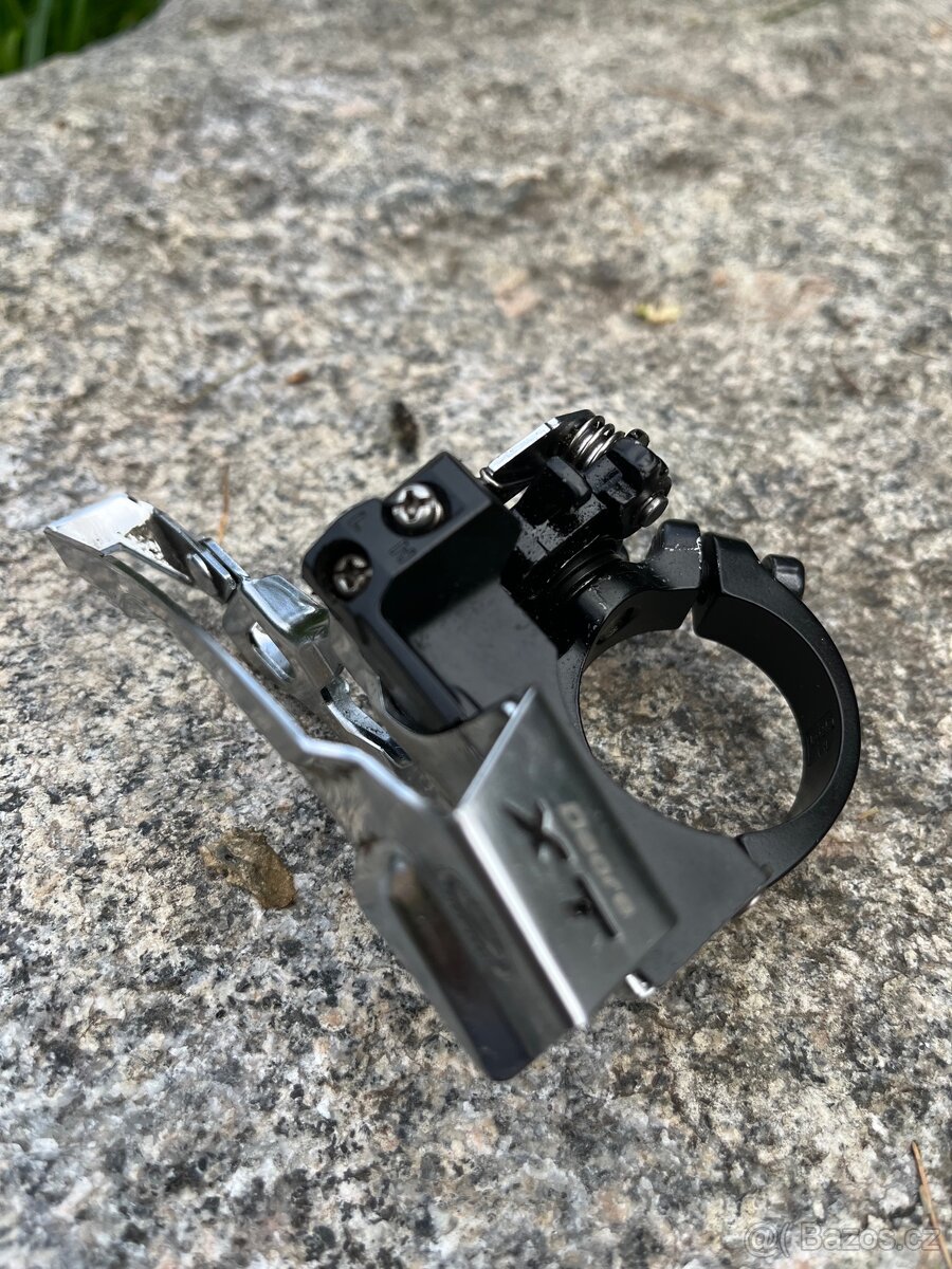 Přesmykač Shimano XT M770