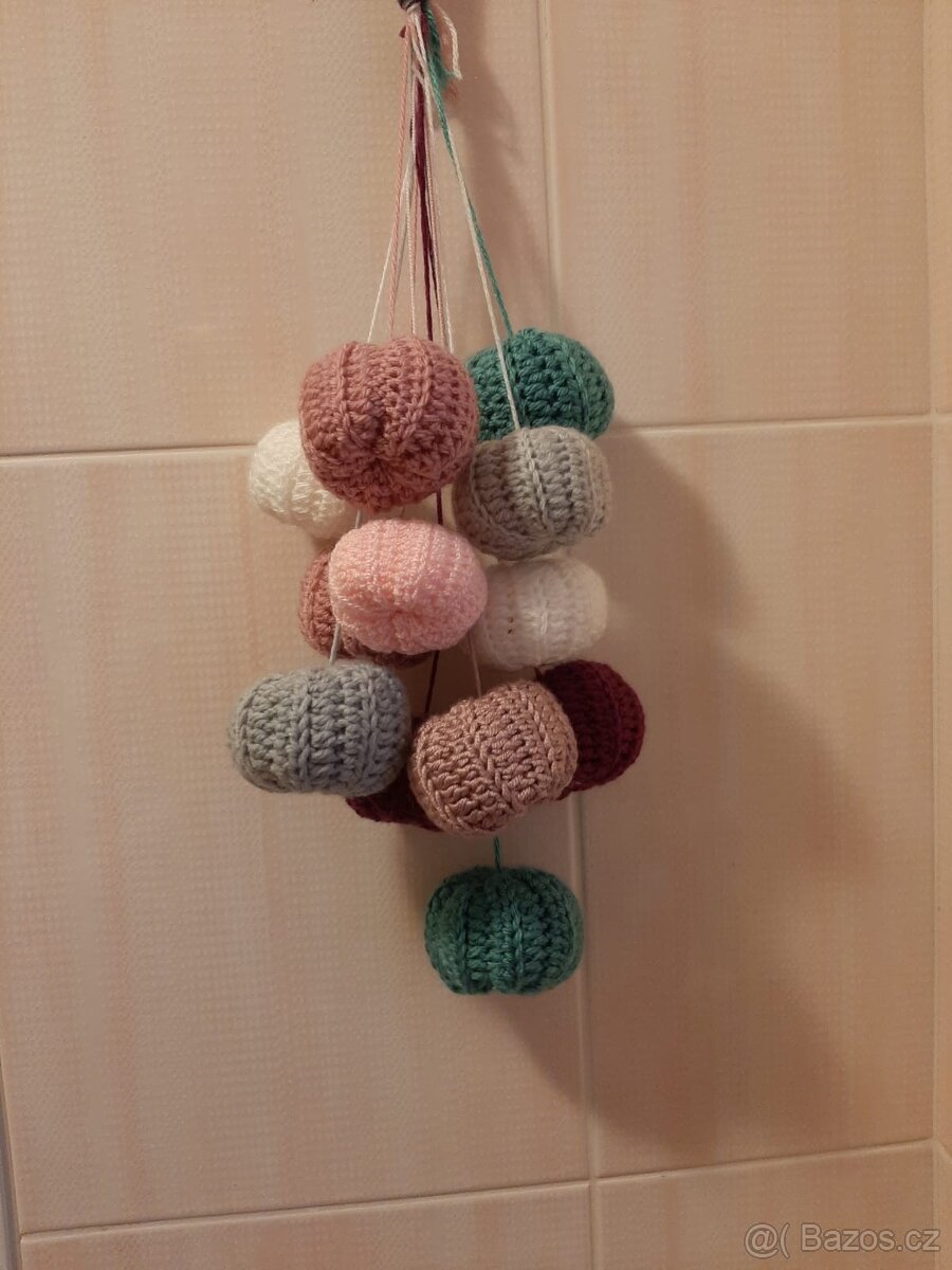 Háčkované ozdoby - dekorace