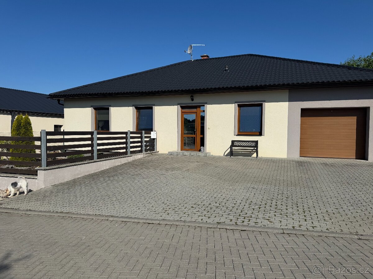 REZERVACE-Bungalov 4+kk, garáž, zahrada, Nový Malín